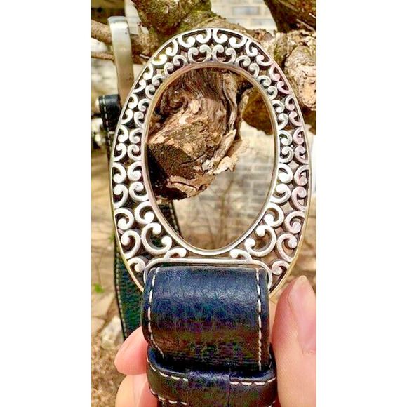 Brighton Black B10523 Buckle & Hook Leather Belt Size Small - Picture 2 of 7